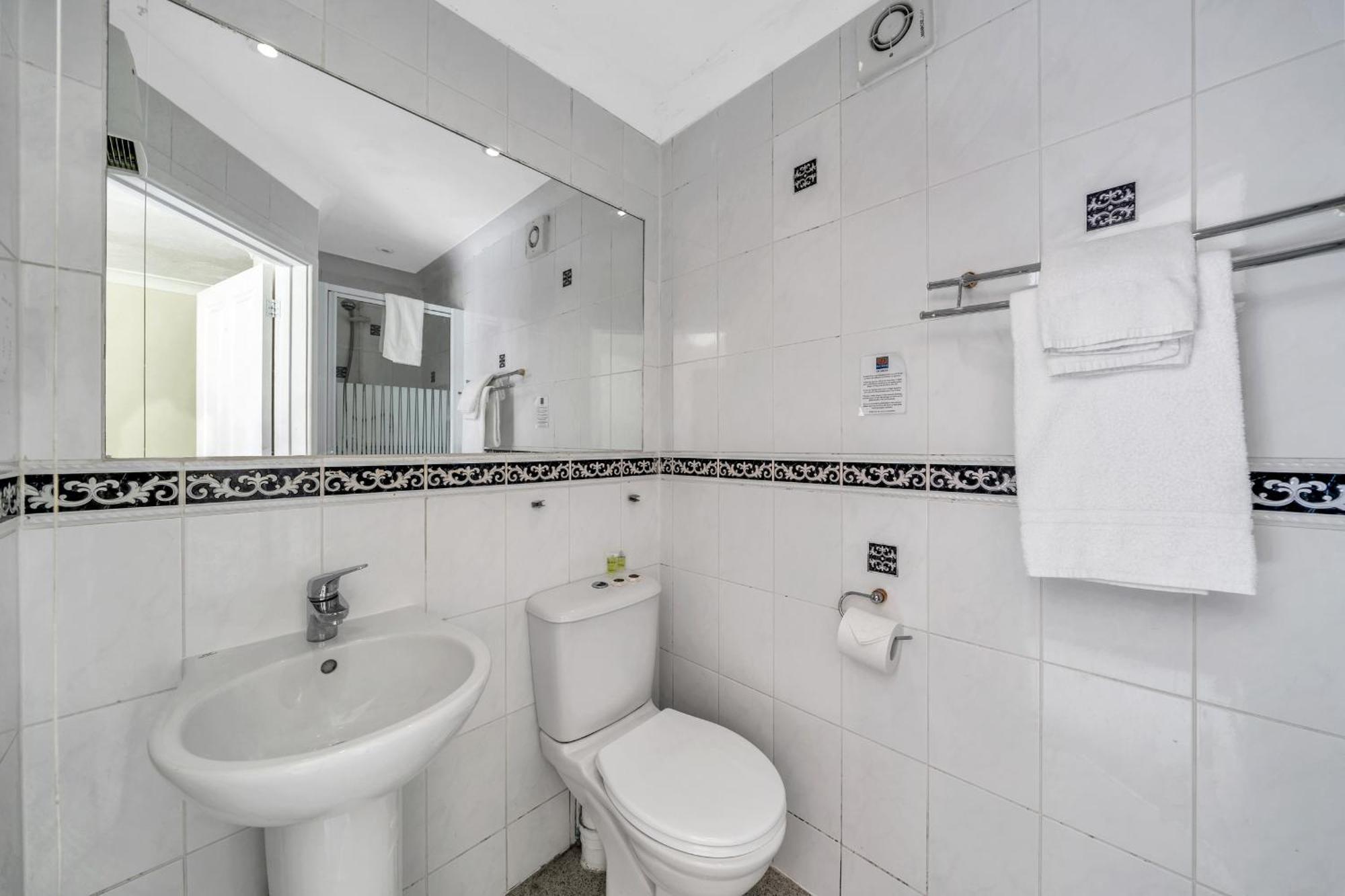 Dial House Hotel Crowthorne Εξωτερικό φωτογραφία